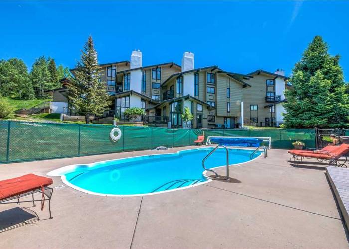 Resort Hillsider